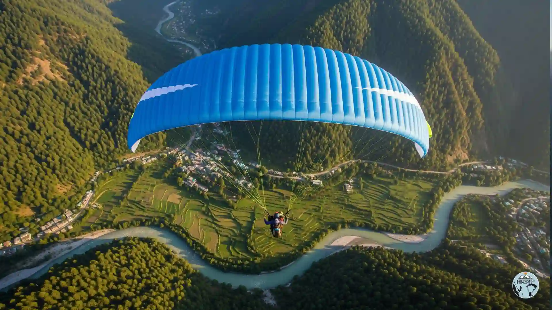 Paragliding in Kullu price 2025 - tandem flight over Himalayan valleys with certified pilot